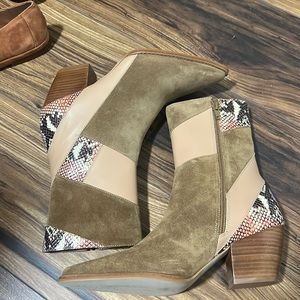 NWT Matisse leather booties, size 7